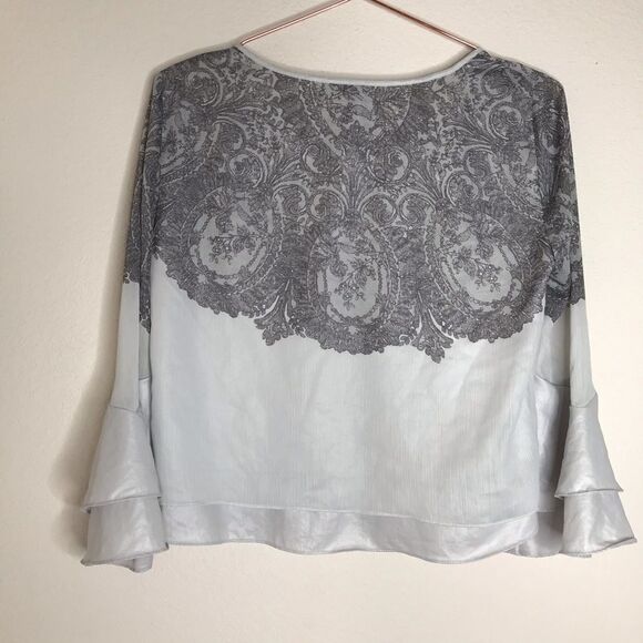 BCBGMAXAZRIA chiffon overlay satin crop blouse - Picture 3 of 4